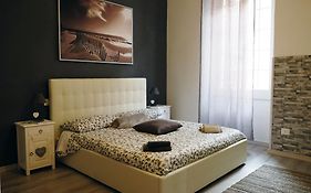 T T House